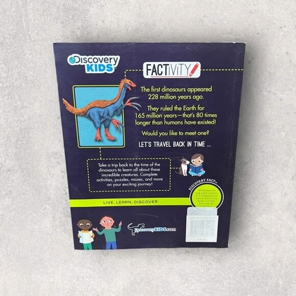 Discovery Kids Travel Back Through Time to the Land of Dinosaurs Factivity Book - Picture 2 of 3